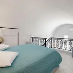 Апартаменты Monolithia Камари
