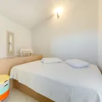 Апартаменты Monolithia Камари