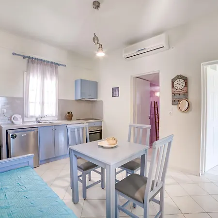 Monolithia Apartment *