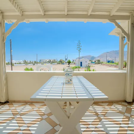 Monolithia Apartment