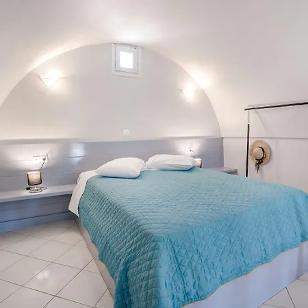 Monolithia Apartman