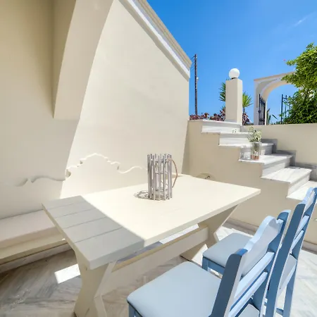 Apartman Monolithia *