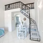 Monolithia *
