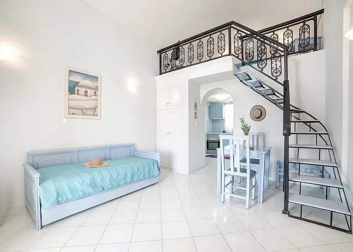 Monolithia * Камари